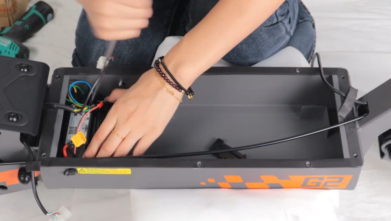 KuKirin G2 Controller Replacement | Electric Scooter Repair Guide