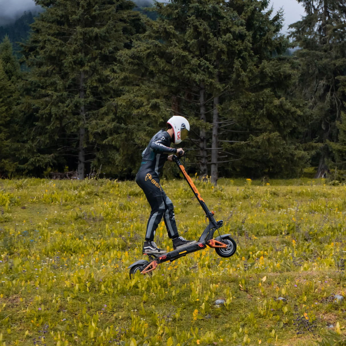 Scooter todoterreno con motor dual KuKirin G3 Pro