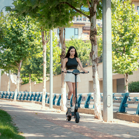 KuKirin G2 City Electric Scooter (Open-box, like new)