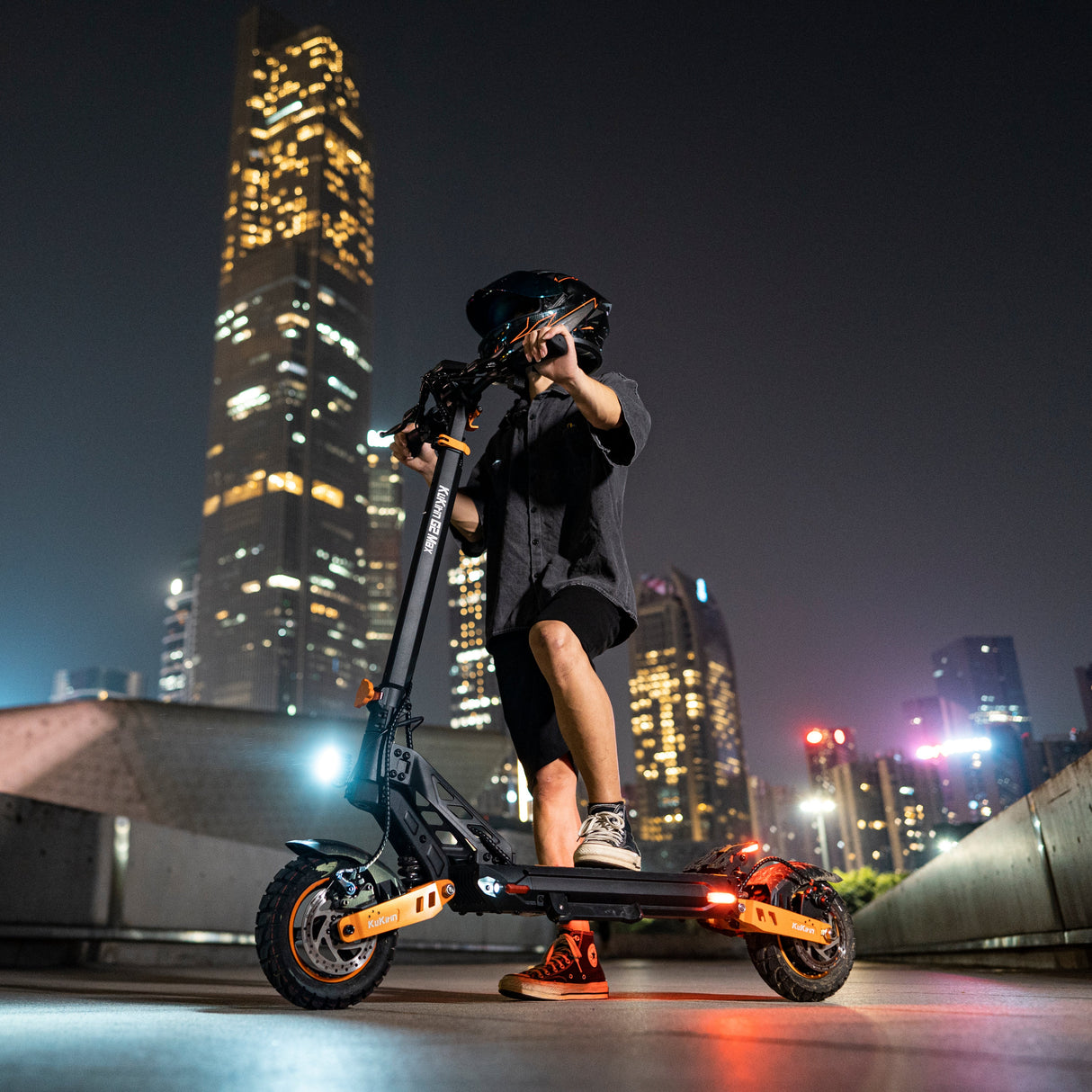 Scooter eléctrico todoterreno KuKirin G2 Max con asiento